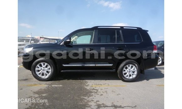 Acheter Import Voiture Toyota Land Cruiser Noir à Import - Dubai, Somalie Acheter Import Voiture Toyota Land Cruiser Noir à Import - Dubai, Somalie