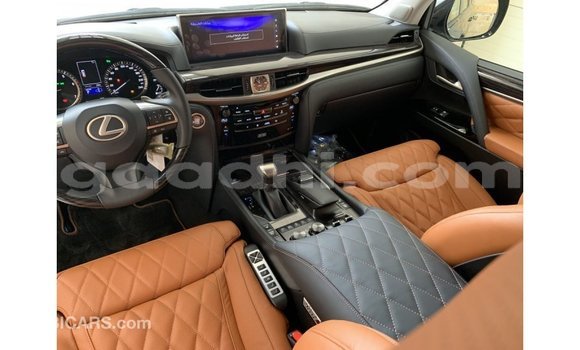 اشتري Imported Lexus LX أسود سيارة في Import - Dubai في الصومال اشتري Imported Lexus LX أسود سيارة في Import - Dubai في الصومال