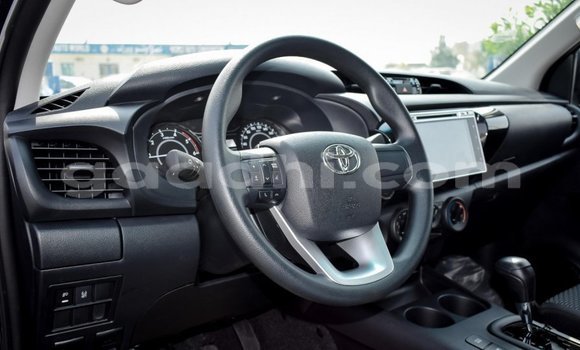 Nunua Mpya Toyota Hilux Nyeusi Gari ndani ya Afgooye nchini Somalia Nunua Mpya Toyota Hilux Nyeusi Gari ndani ya Afgooye nchini Somalia