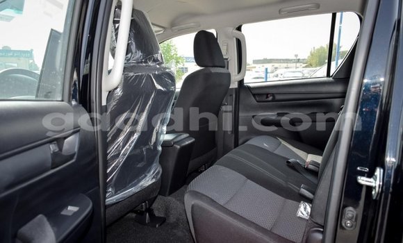 Nunua Mpya Toyota Hilux Nyeusi Gari ndani ya Afgooye nchini Somalia Nunua Mpya Toyota Hilux Nyeusi Gari ndani ya Afgooye nchini Somalia