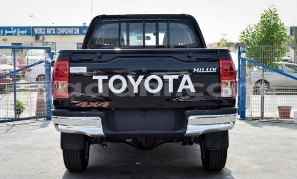 Nunua Mpya Toyota Hilux Nyeusi Gari ndani ya Afgooye nchini Somalia Nunua Mpya Toyota Hilux Nyeusi Gari ndani ya Afgooye nchini Somalia