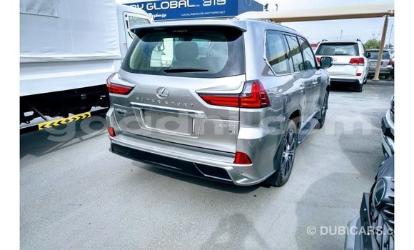 اشتري Imported Lexus LX آخر سيارة في Import - Dubai في الصومال اشتري Imported Lexus LX آخر سيارة في Import - Dubai في الصومال