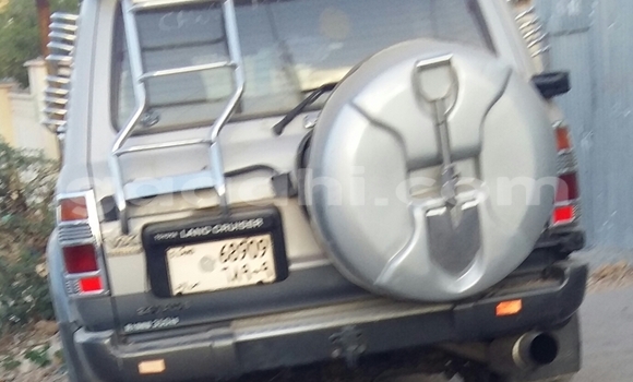 Buy Used Toyota Land Cruiser Silver Car in Hargeysa in Somaliland Buy Used Toyota Land Cruiser Silver Car in Hargeysa in Somaliland