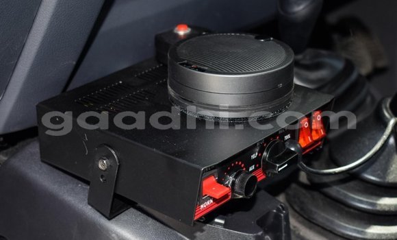 Nunua Mpya Toyota Land Cruiser Nyeupe Gari ndani ya Afgooye nchini Somalia Nunua Mpya Toyota Land Cruiser Nyeupe Gari ndani ya Afgooye nchini Somalia