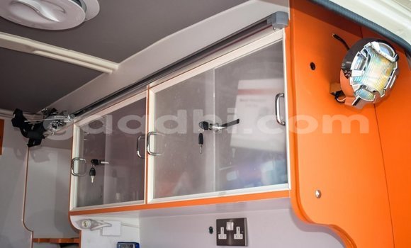 Nunua Mpya Toyota Land Cruiser Nyeupe Gari ndani ya Afgooye nchini Somalia Nunua Mpya Toyota Land Cruiser Nyeupe Gari ndani ya Afgooye nchini Somalia