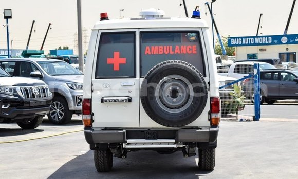 Nunua Mpya Toyota Land Cruiser Nyeupe Gari ndani ya Afgooye nchini Somalia Nunua Mpya Toyota Land Cruiser Nyeupe Gari ndani ya Afgooye nchini Somalia