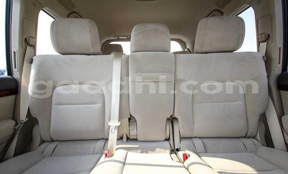 Nunua Mpya Toyota Land Cruiser Nyeusi Gari ndani ya Afgooye nchini Somalia Nunua Mpya Toyota Land Cruiser Nyeusi Gari ndani ya Afgooye nchini Somalia