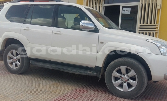 Buy Used Toyota Prado White Car in Hargeysa in Somaliland Buy Used Toyota Prado White Car in Hargeysa in Somaliland