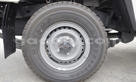 Nunua Mpya Toyota Land Cruiser Nyeupe Gari ndani ya Afgooye nchini Somalia Nunua Mpya Toyota Land Cruiser Nyeupe Gari ndani ya Afgooye nchini Somalia