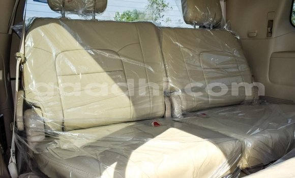 Nunua Mpya Toyota Land Cruiser Nyeusi Gari ndani ya Afgooye nchini Somalia Nunua Mpya Toyota Land Cruiser Nyeusi Gari ndani ya Afgooye nchini Somalia