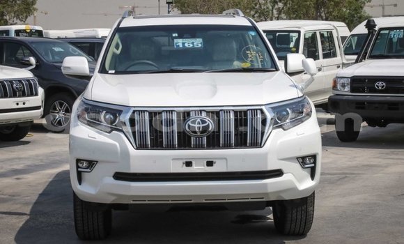 Nunua Mpya Toyota Prado Nyeupe Gari ndani ya Afgooye nchini Somalia Nunua Mpya Toyota Prado Nyeupe Gari ndani ya Afgooye nchini Somalia