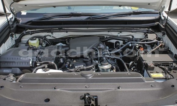 Nunua Mpya Toyota Prado Nyeupe Gari ndani ya Afgooye nchini Somalia Nunua Mpya Toyota Prado Nyeupe Gari ndani ya Afgooye nchini Somalia