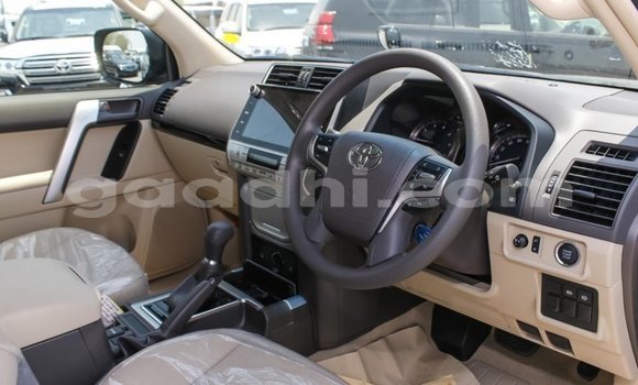 Nunua Mpya Toyota Prado Nyeusi Gari ndani ya Afgooye nchini Somalia Nunua Mpya Toyota Prado Nyeusi Gari ndani ya Afgooye nchini Somalia