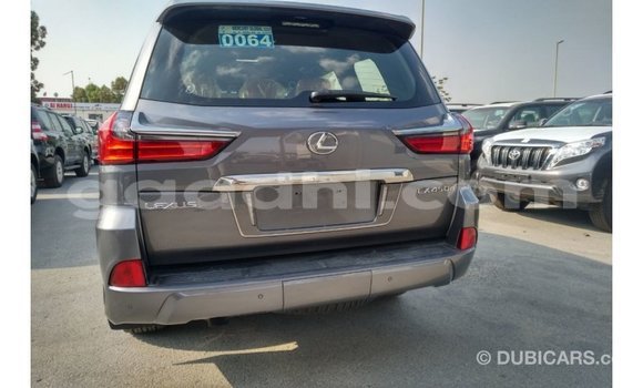 Imported Lexus LX Other Makiinaa iti Import - Dubai keessatti Somalia keessatti Imported Lexus LX Other Makiinaa iti Import - Dubai keessatti Somalia keessatti