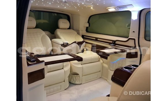 اشتري Imported Mercedes-Benz 250 أسود سيارة في Import - Dubai في الصومال اشتري Imported Mercedes-Benz 250 أسود سيارة في Import - Dubai في الصومال