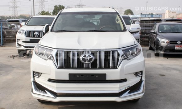 Imported Toyota Prado White Makiinaa iti Import - Dubai keessatti Somalia keessatti Imported Toyota Prado White Makiinaa iti Import - Dubai keessatti Somalia keessatti