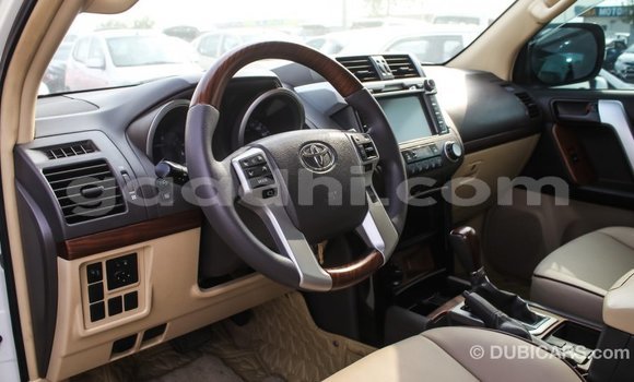 Imported Toyota Prado White Makiinaa iti Import - Dubai keessatti Somalia keessatti Imported Toyota Prado White Makiinaa iti Import - Dubai keessatti Somalia keessatti