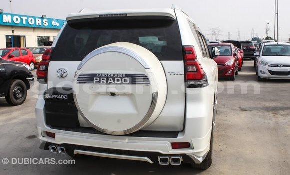 Imported Toyota Prado White Makiinaa iti Import - Dubai keessatti Somalia keessatti Imported Toyota Prado White Makiinaa iti Import - Dubai keessatti Somalia keessatti