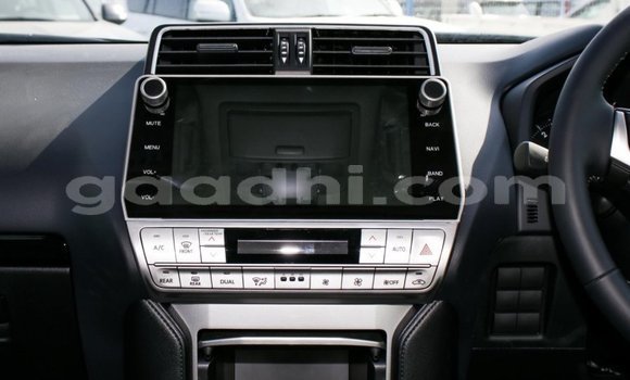 Nunua Mpya Toyota Prado Nyeusi Gari ndani ya Afgooye nchini Somalia Nunua Mpya Toyota Prado Nyeusi Gari ndani ya Afgooye nchini Somalia