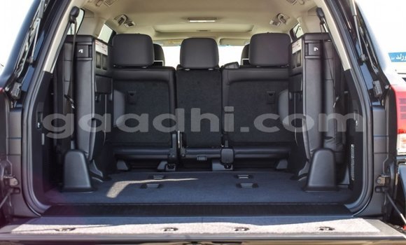 Nunua Mpya Toyota Land Cruiser Nyeusi Gari ndani ya Afgooye nchini Somalia Nunua Mpya Toyota Land Cruiser Nyeusi Gari ndani ya Afgooye nchini Somalia