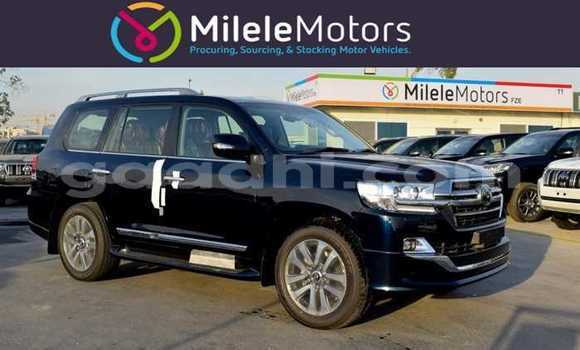 Nunua Mpya Toyota Land Cruiser Nyeusi Gari ndani ya Afgooye nchini Somalia Nunua Mpya Toyota Land Cruiser Nyeusi Gari ndani ya Afgooye nchini Somalia