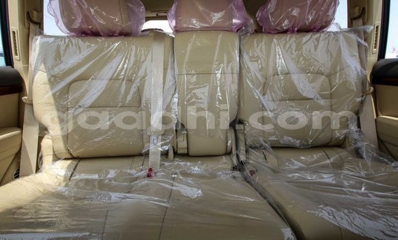 Nunua Mpya Toyota Land Cruiser Nyeupe Gari ndani ya Afgooye nchini Somalia Nunua Mpya Toyota Land Cruiser Nyeupe Gari ndani ya Afgooye nchini Somalia