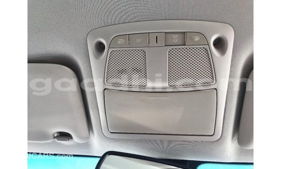 Acheter Import Voiture Mercedes-Benz 250 Bleu à Import - Dubai, Somalie Acheter Import Voiture Mercedes-Benz 250 Bleu à Import - Dubai, Somalie