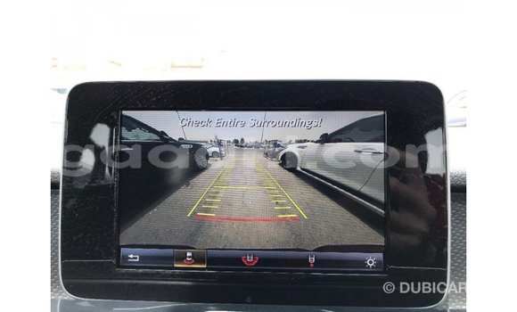 Acheter Import Voiture Mercedes-Benz 250 Bleu à Import - Dubai, Somalie Acheter Import Voiture Mercedes-Benz 250 Bleu à Import - Dubai, Somalie