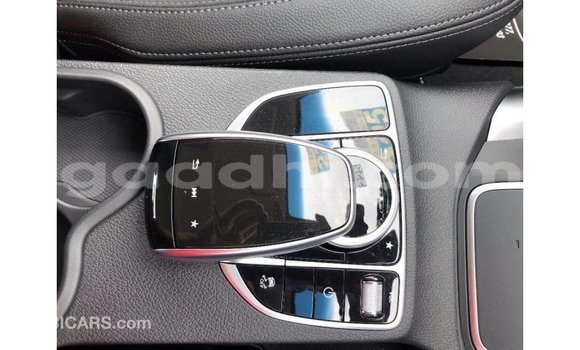 Acheter Import Voiture Mercedes-Benz 250 Bleu à Import - Dubai, Somalie Acheter Import Voiture Mercedes-Benz 250 Bleu à Import - Dubai, Somalie