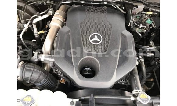 Acheter Import Voiture Mercedes-Benz 250 Bleu à Import - Dubai, Somalie Acheter Import Voiture Mercedes-Benz 250 Bleu à Import - Dubai, Somalie