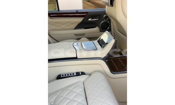اشتري Imported Lexus LX أسود سيارة في Import - Dubai في الصومال اشتري Imported Lexus LX أسود سيارة في Import - Dubai في الصومال