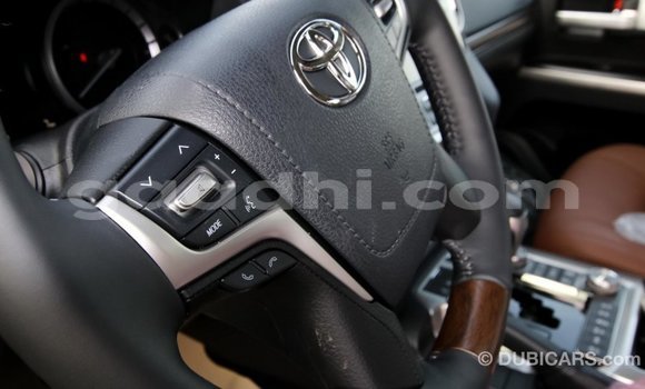 اشتري Imported Toyota Land Cruiser أسود سيارة في Import - Dubai في الصومال اشتري Imported Toyota Land Cruiser أسود سيارة في Import - Dubai في الصومال