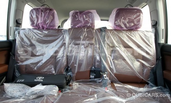 اشتري Imported Toyota Land Cruiser أسود سيارة في Import - Dubai في الصومال اشتري Imported Toyota Land Cruiser أسود سيارة في Import - Dubai في الصومال