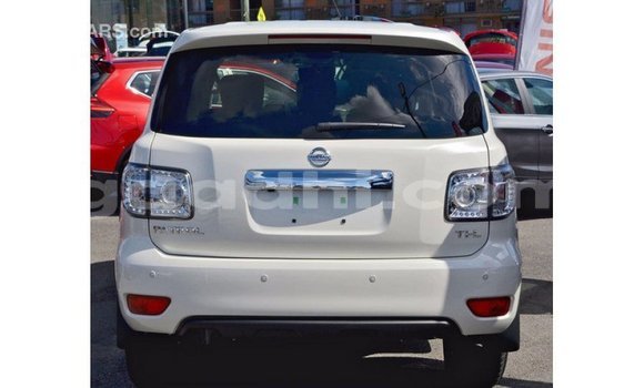 اشتري Imported Nissan Patrol أبيض سيارة في Import - Dubai في الصومال اشتري Imported Nissan Patrol أبيض سيارة في Import - Dubai في الصومال