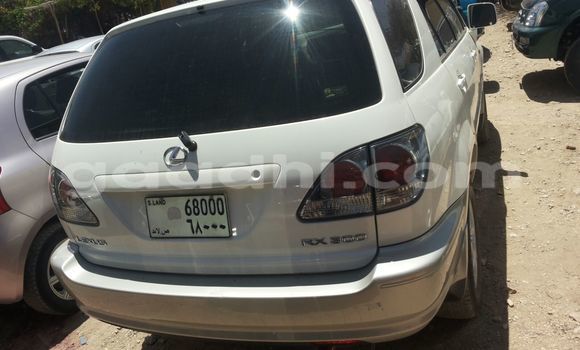 Nunua Ilio tumika Toyota 4Runner Nyeupe Gari ndani ya Mogadishu nchini Somalia Nunua Ilio tumika Toyota 4Runner Nyeupe Gari ndani ya Mogadishu nchini Somalia