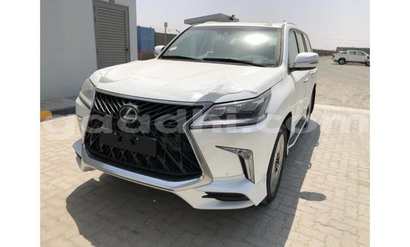 اشتري Imported Lexus LX أبيض سيارة في Import - Dubai في الصومال اشتري Imported Lexus LX أبيض سيارة في Import - Dubai في الصومال