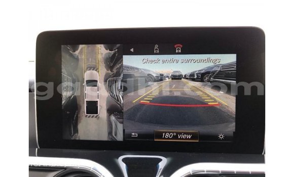 Acheter Import Voiture Mercedes-Benz 250 Blanc à Import - Dubai, Somalie Acheter Import Voiture Mercedes-Benz 250 Blanc à Import - Dubai, Somalie