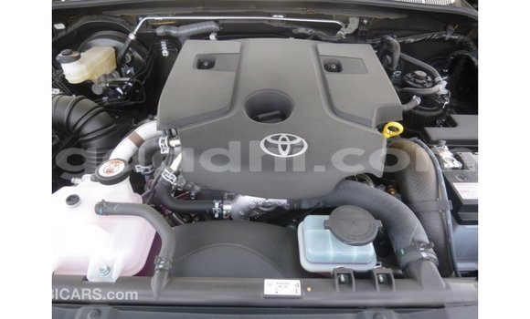 ይግዙ Imported Toyota Hilux ጥቁር መኪና በ Import - Dubai በ ሶማሊያ ይግዙ Imported Toyota Hilux ጥቁር መኪና በ Import - Dubai በ ሶማሊያ