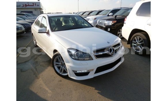 Buy Import Mercedes-Benz 200 White Car in Import - Dubai in Somalia Buy Import Mercedes-Benz 200 White Car in Import - Dubai in Somalia