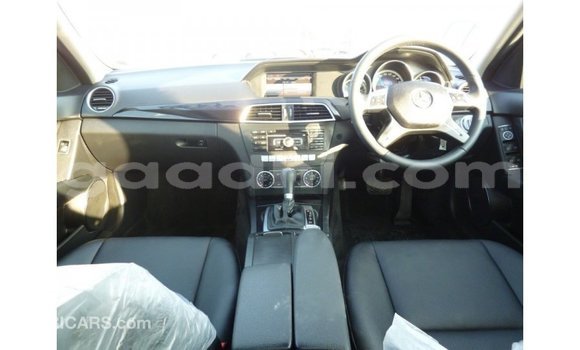 Buy Import Mercedes-Benz 200 White Car in Import - Dubai in Somalia Buy Import Mercedes-Benz 200 White Car in Import - Dubai in Somalia