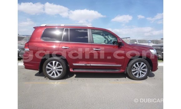 ይግዙ Imported Toyota Land Cruiser ሌላ መኪና በ Import - Dubai በ ሶማሊያ ይግዙ Imported Toyota Land Cruiser ሌላ መኪና በ Import - Dubai በ ሶማሊያ
