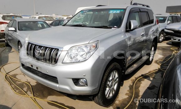 Acheter Import Voiture Toyota Prado Autre à Import - Dubai, Somalie Acheter Import Voiture Toyota Prado Autre à Import - Dubai, Somalie