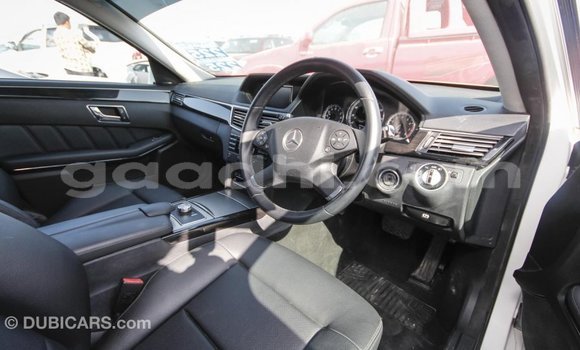 ይግዙ Imported Mercedes-Benz 200 ነጭ መኪና በ Import - Dubai በ ሶማሊያ ይግዙ Imported Mercedes-Benz 200 ነጭ መኪና በ Import - Dubai በ ሶማሊያ