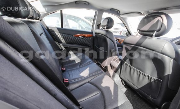 Acheter Import Voiture Mercedes-Benz 200 Autre à Import - Dubai, Somalie Acheter Import Voiture Mercedes-Benz 200 Autre à Import - Dubai, Somalie