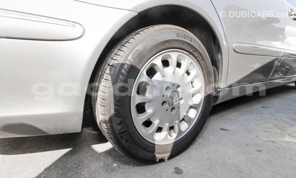 Acheter Import Voiture Mercedes-Benz 200 Autre à Import - Dubai, Somalie Acheter Import Voiture Mercedes-Benz 200 Autre à Import - Dubai, Somalie