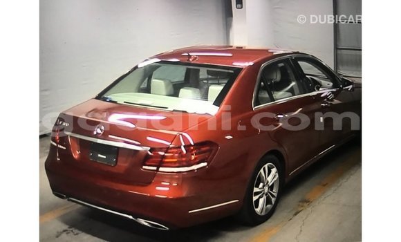 ይግዙ Imported Mercedes-Benz 190 ሌላ መኪና በ Import - Dubai በ ሶማሊያ ይግዙ Imported Mercedes-Benz 190 ሌላ መኪና በ Import - Dubai በ ሶማሊያ