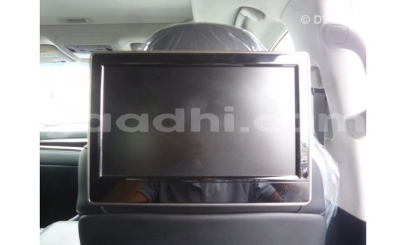 ይግዙ Imported Lexus LX ነጭ መኪና በ Import - Dubai በ ሶማሊያ ይግዙ Imported Lexus LX ነጭ መኪና በ Import - Dubai በ ሶማሊያ