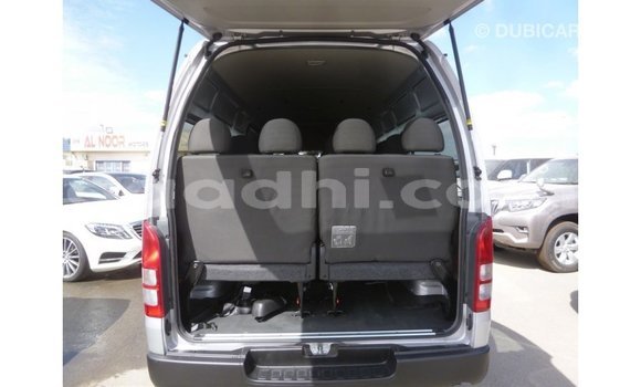ይግዙ Imported Toyota Hiace ሌላ መኪና በ Import - Dubai በ ሶማሊያ ይግዙ Imported Toyota Hiace ሌላ መኪና በ Import - Dubai በ ሶማሊያ