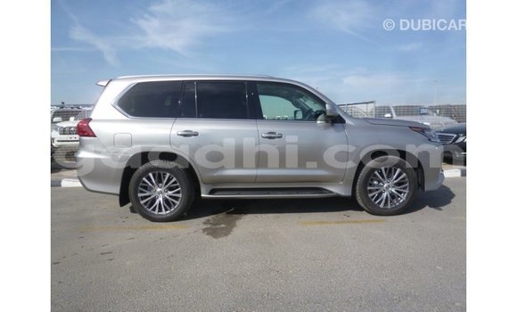 Acheter Import Voiture Lexus LX Autre à Import - Dubai, Somalie Acheter Import Voiture Lexus LX Autre à Import - Dubai, Somalie