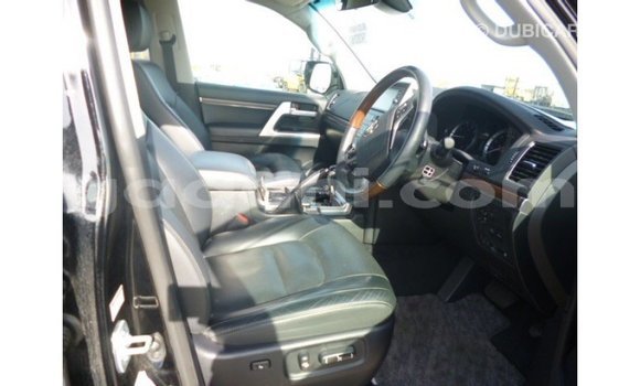 Acheter Import Voiture Toyota Land Cruiser Noir à Import - Dubai, Somalie Acheter Import Voiture Toyota Land Cruiser Noir à Import - Dubai, Somalie
